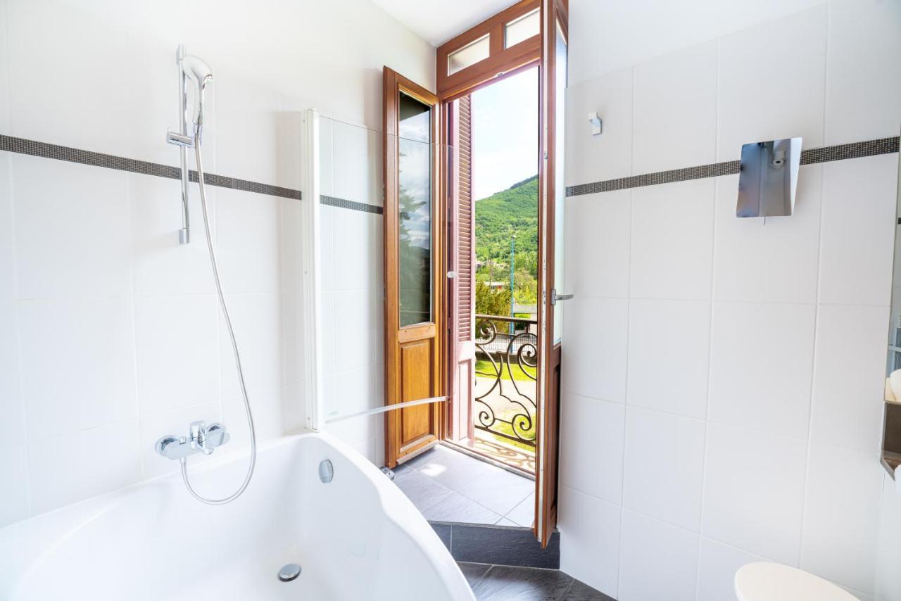 Le Manoir D'Agnes Logis Hotel Restaurant Tarascon-sur-Ariège Kültér fotó