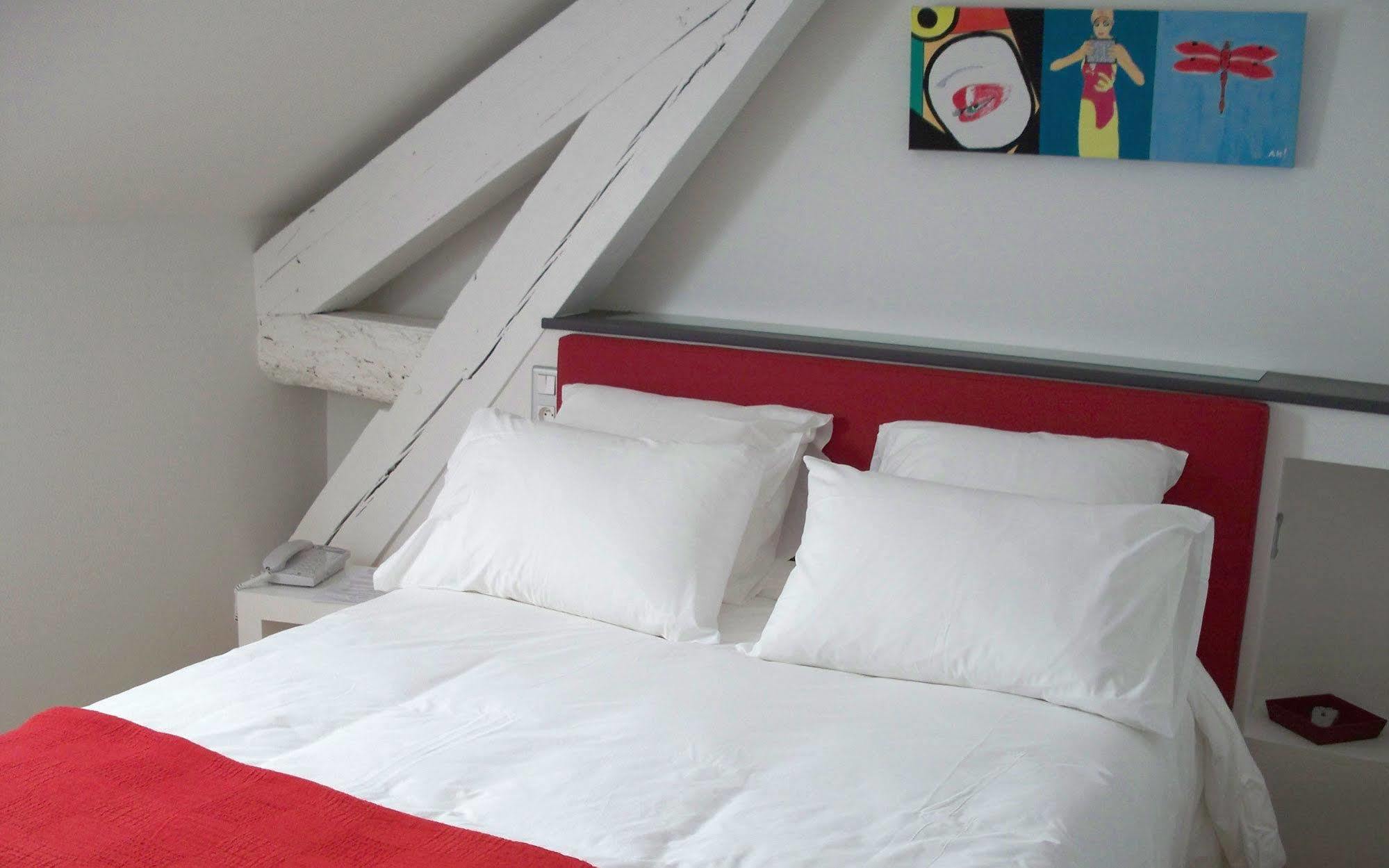 Le Manoir D'Agnes Logis Hotel Restaurant Tarascon-sur-Ariège Kültér fotó